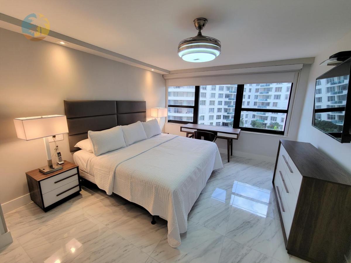 מיאמי ביץ' Deluxe Beach Resort - Hora Rentals מראה חיצוני תמונה